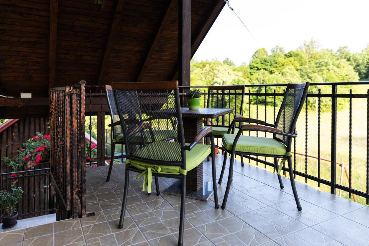 Apartment Mia Slunj Luaran gambar